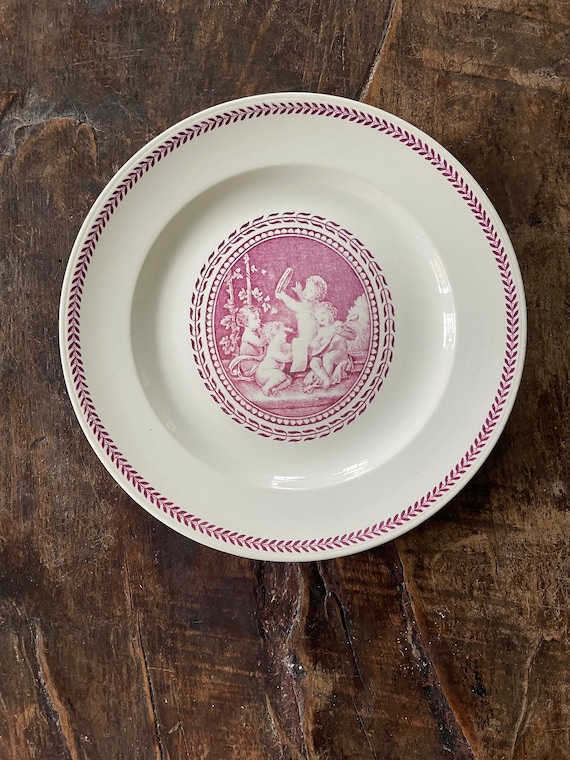 Vintage Purple Cipriani Wedgwood Eritria 8 5/8” Plate