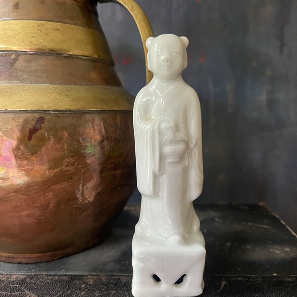 LIQUIDATIONS - Petite statue asiatique Blanc de Chine