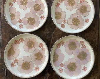 Satz von vier (4) englischen Lavendel Steingut 10 1/8 ”Teller von Denby