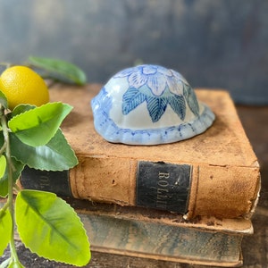 Jaren 80 Aziatische keramische schildpad schelp boekenplank decor Chinoiserie chique Chinese chic