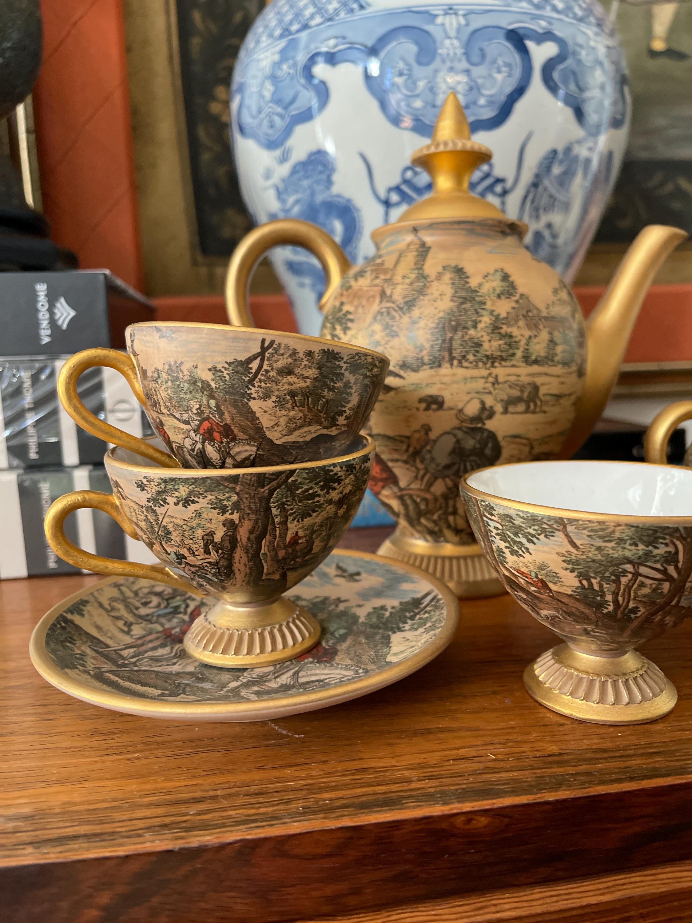 Ceramiche Florentine Decoro Giotto Italian Hunting Scene Tea Set