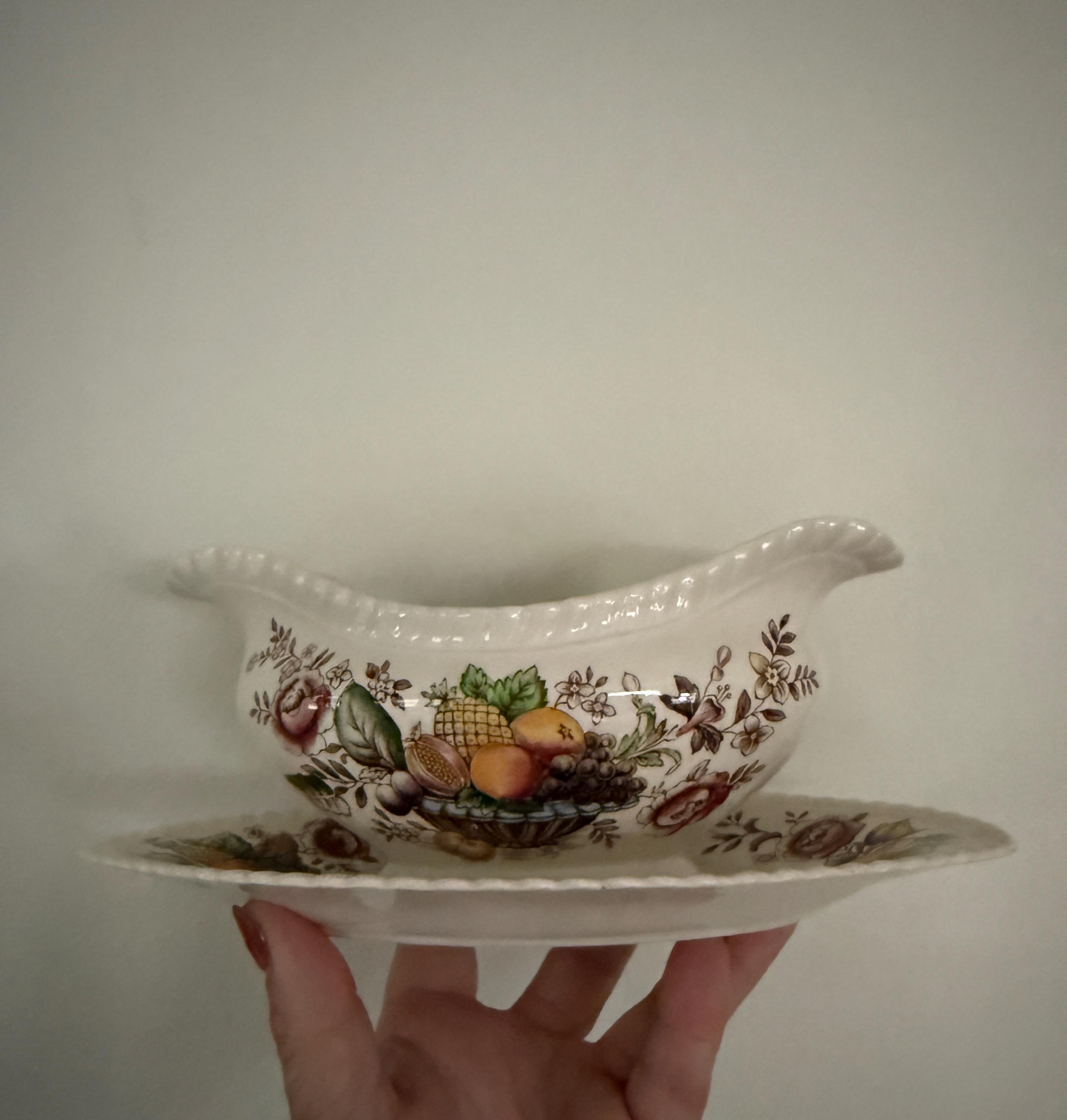 Vintage Pomona Pattern Windsor Ware Gravy Boat | Johnson Bros