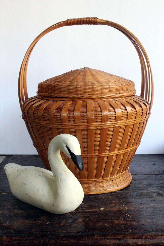 Large Vintage Wicker Basket with Bentwood Handle and Lid Asian Etsy