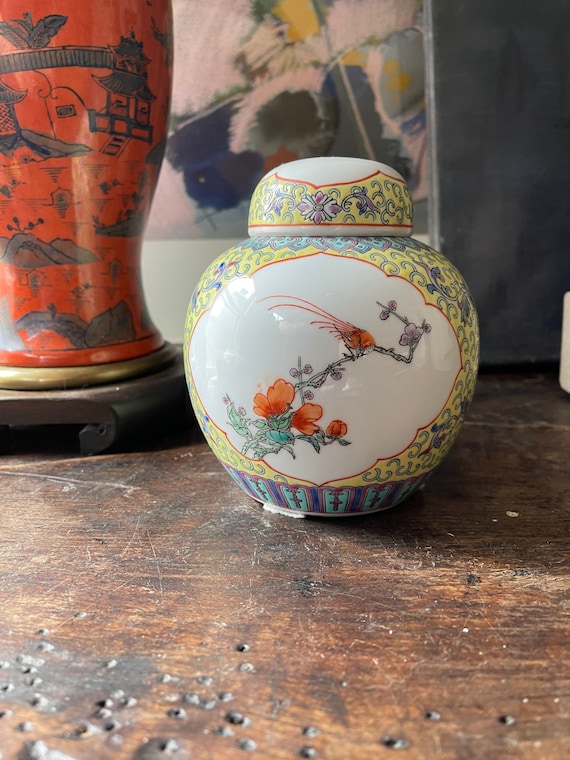 Vintage Yellow 6” Ginger Jar Tea Canister Famille Jeune Chic Chinoiserie