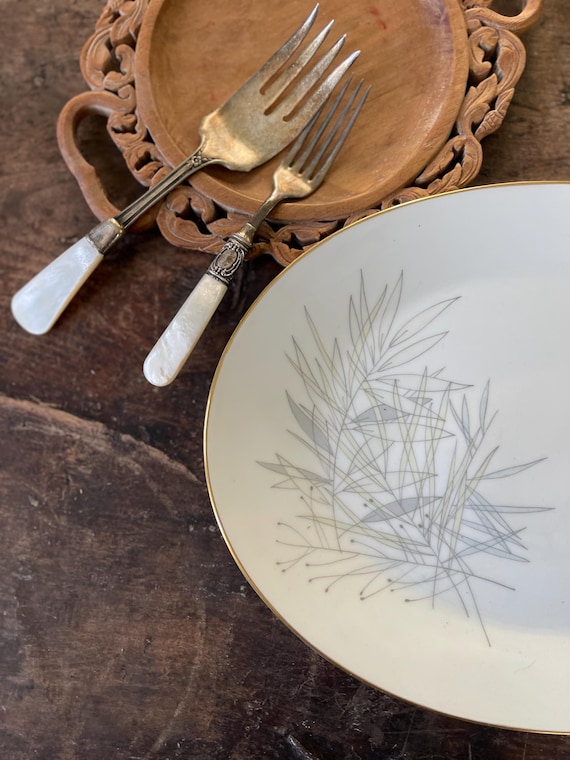 Vintage 13” Rosenthal Platter in Loewry Grasses Pattern German Fine China