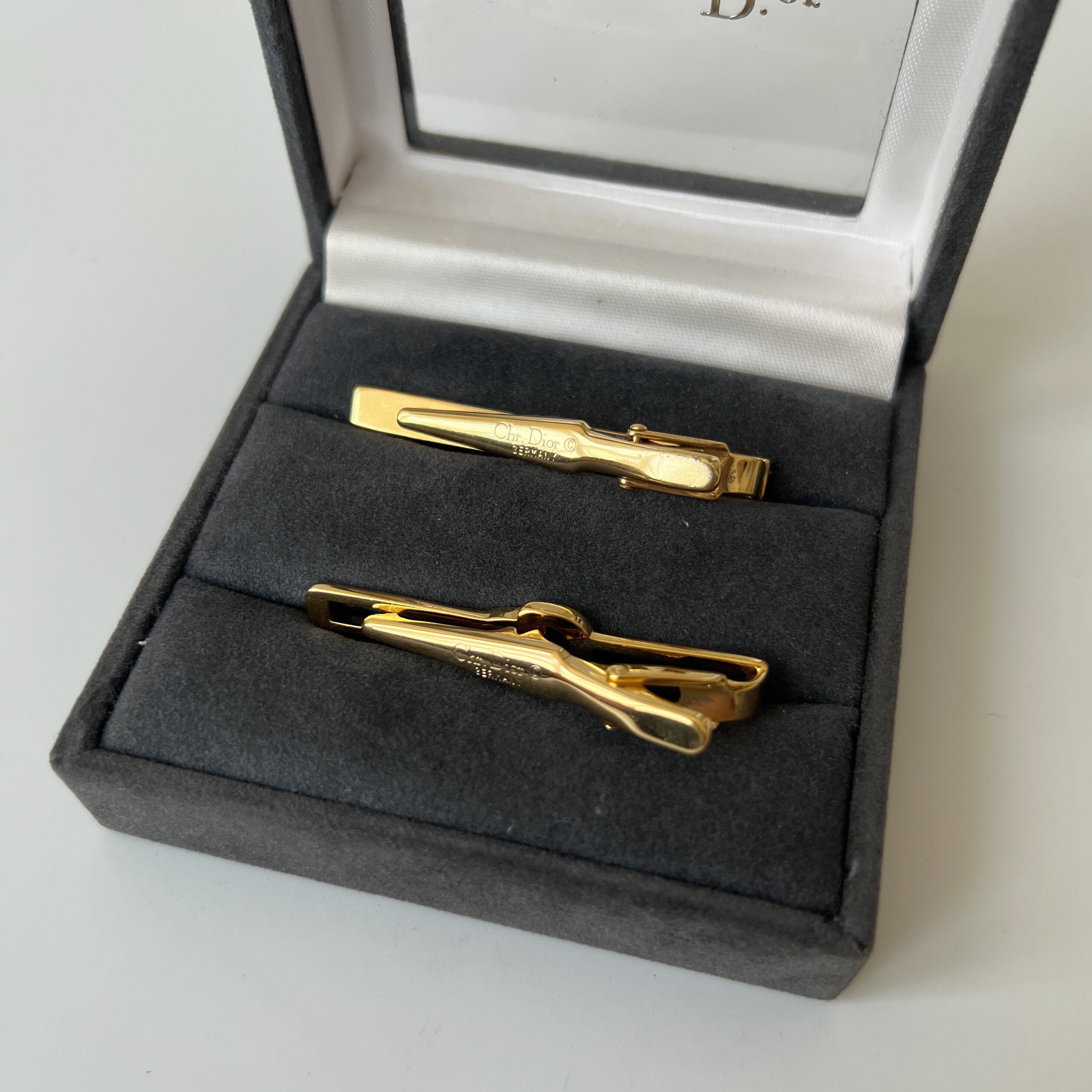 ヴィンテージ Christian Dior オールド ディオール ラペルピン クリスチャン ディオール(CHRISTIAN DIOR)|カフス＆ラペルピン|HARDOFF