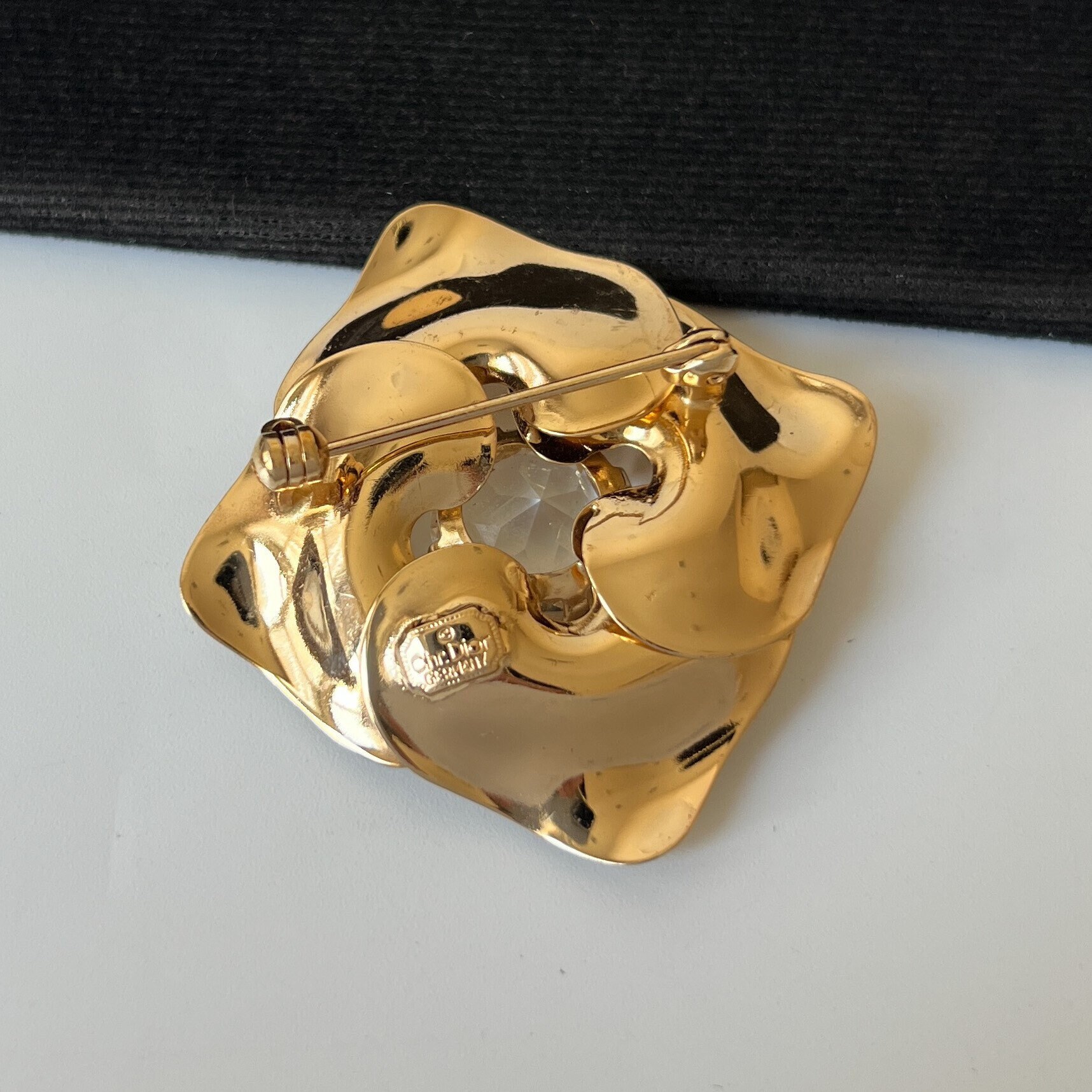 Buy CHRISTIAN DIOR Vintage Gold Plated Flower Brooch Online in