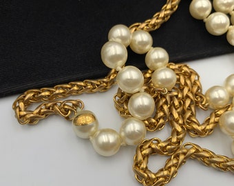 42 Best Pearl Necklaces That Aren't Your Grandmother's Pearls