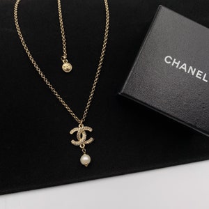 CHANEL GOLD CC LOGO BLACK CRYSTAL PENDANT PEARL DROP NECKLACE DISCONTINUED  