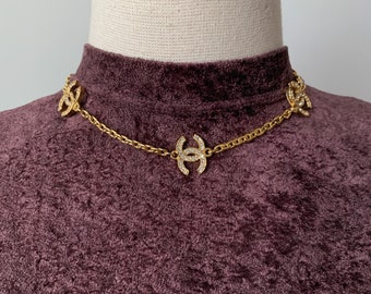 Pre-Owned Chanel Crystal Necklace - Vintage CC Logo Gold Choker Pendant  Charm Rhinestone