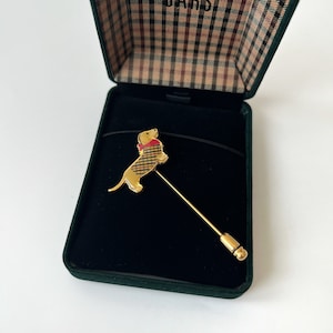 DAKS Vintage Dog with Enamel Pin