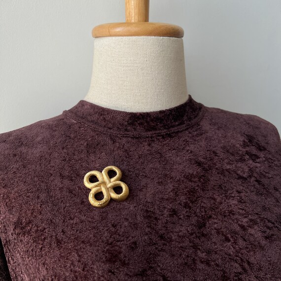 BURBERRY Vintage Gold Plated Brooch - Etsy