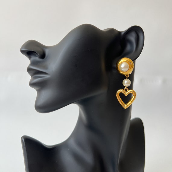 ピアス Moschino Earrings Heart Moschino heart-shaped clip-on Earrings | Gold | FARFETCH JO
