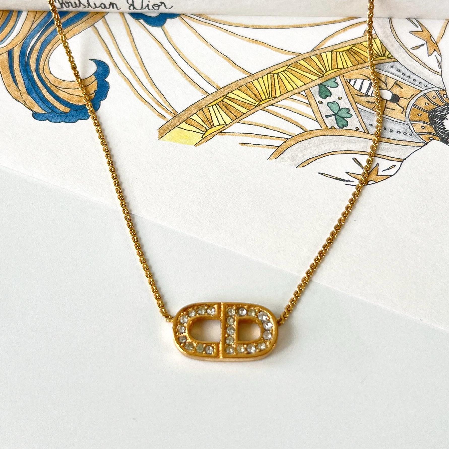 アクセサリー Dior CD Logo Figaro chain gold necklace Buy Christian Dior CD Crystal Logo Necklace Online in India