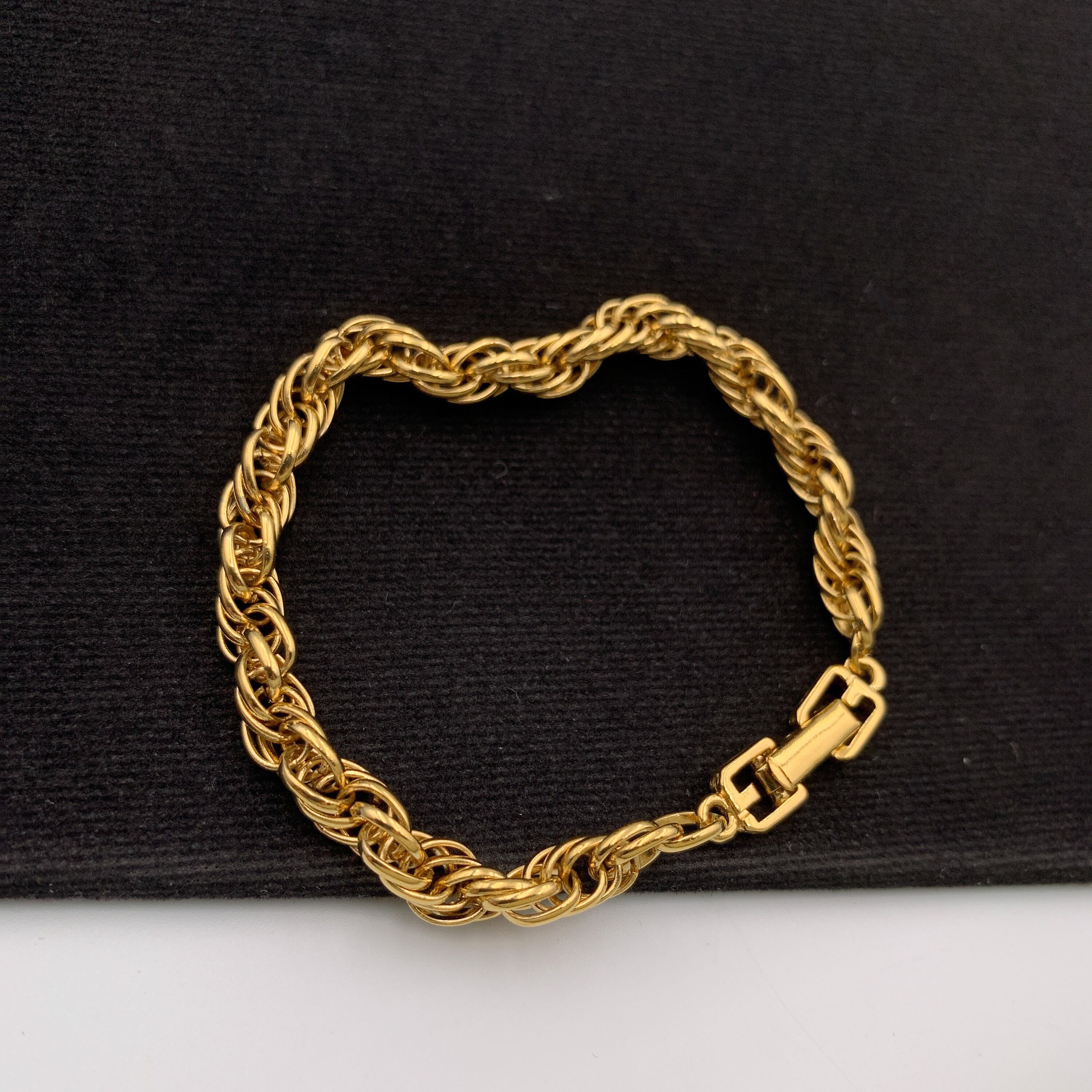 ◆VINTAGE HOLLYWOOD◆ Twist Chain Bracelet VH24NNBR172M GIVENCHY Vintage Gold Plated Twist Chain Bracelet - Etsy
