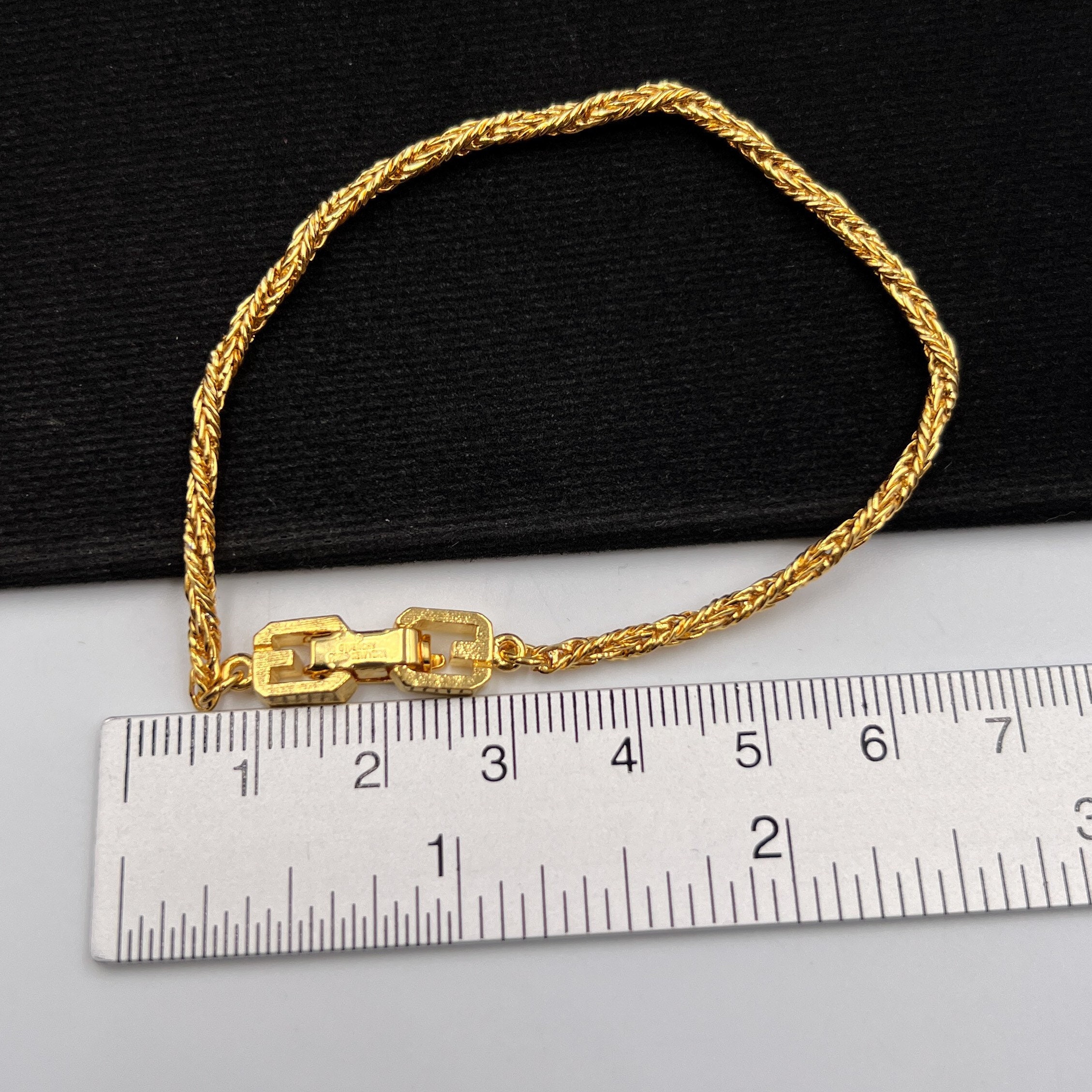 ジバンシィ ヴィンテージ ゴールドメッキ チェーンブレスレット