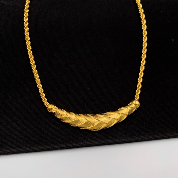 Christian Dior Vintage Gold Plated Pendant Chain Link Necklace
