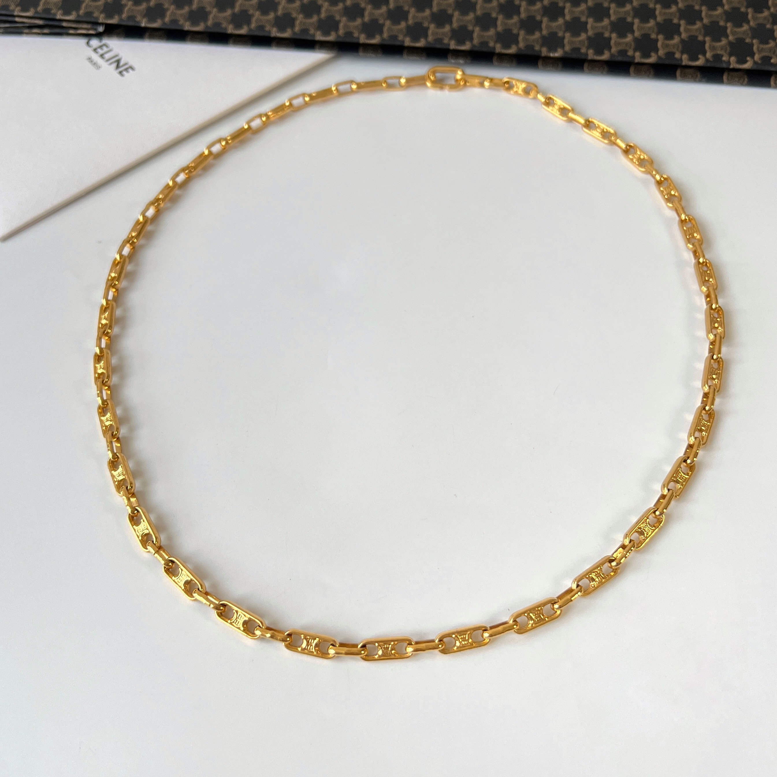 ✨良品✨♡ CELINE ♡ Vintage ♡ simple necklace CELINE Logo Arc de Triomphe Necklace Gold Accessory Vintage