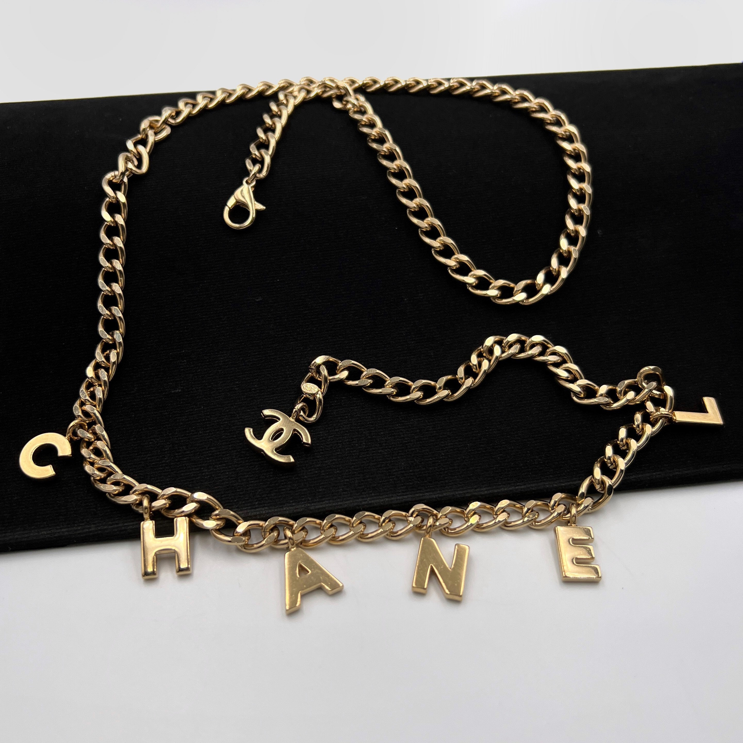 CHANEL Vintage 2002 CHANEL Charm Chain 