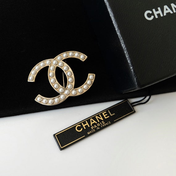 Chanel brooch art deco  LuxuryPromise