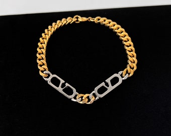 Vintage V link Logo Bracelet