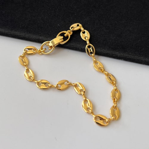 GIVENCHY Vintage gold plated chain shops Bracelet