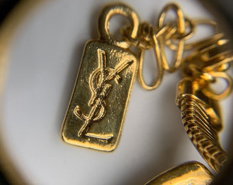 Collier Pendentif Vintage YSL (Yves Saint Laurent) En Métal Doré - Authentique Promo