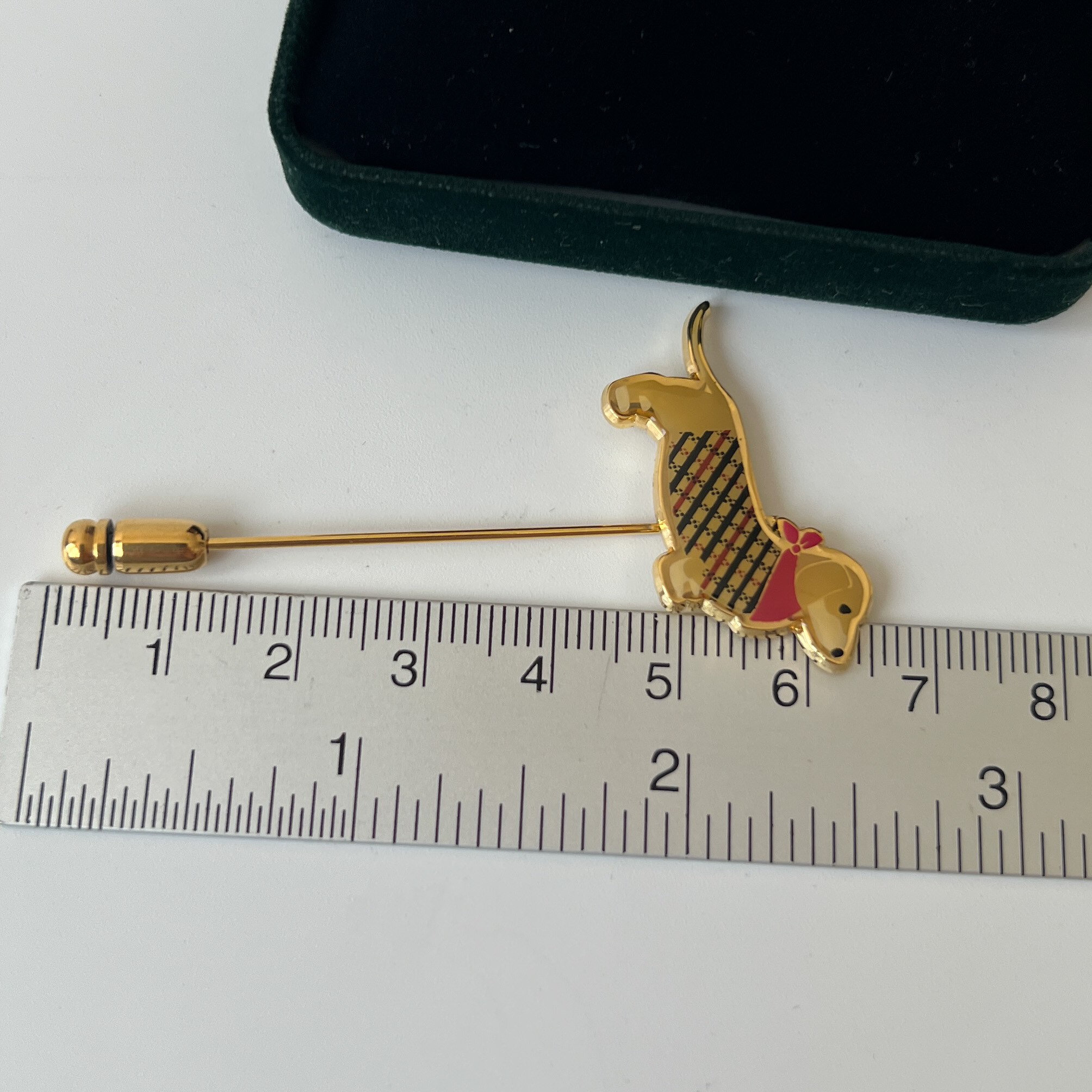 DAKS Vintage Dog With Enamel Pin - Etsy