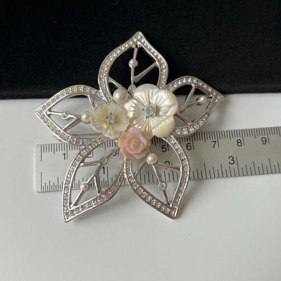 GIVENCHY Vintage Flower Silver Plated Brooch - image 9