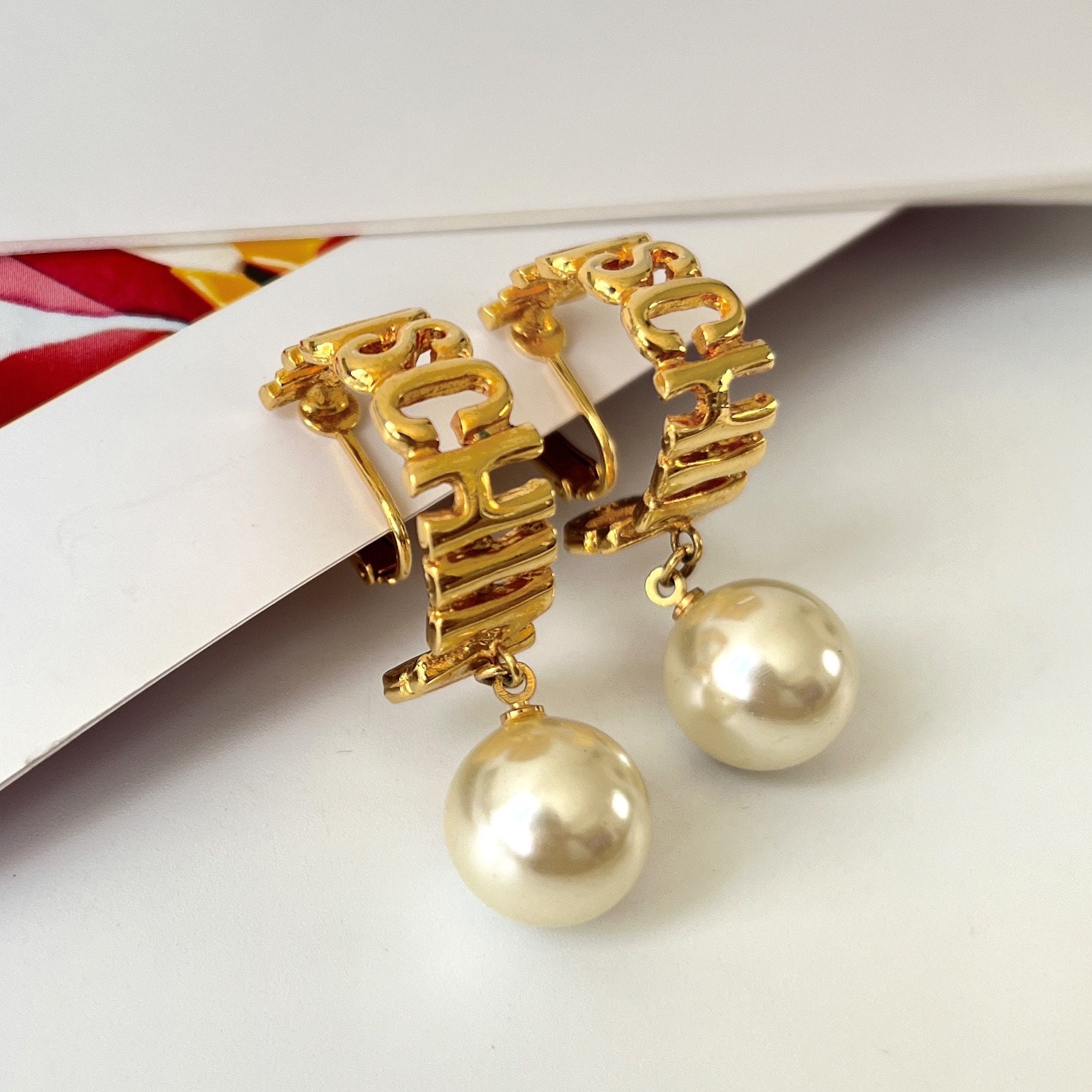 【MOSCHINO】メタルイヤリング 時計 Moschino earrings - Etsy 日本