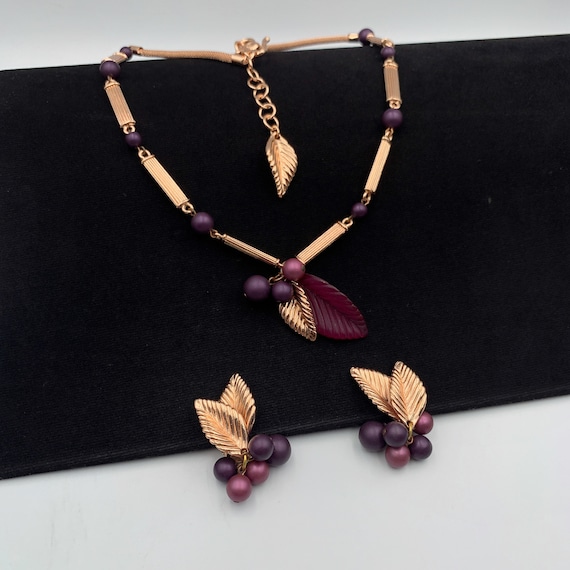 KENZO Vintage Leaf With Purple Beaded Necklace and Earrings  display picture 1