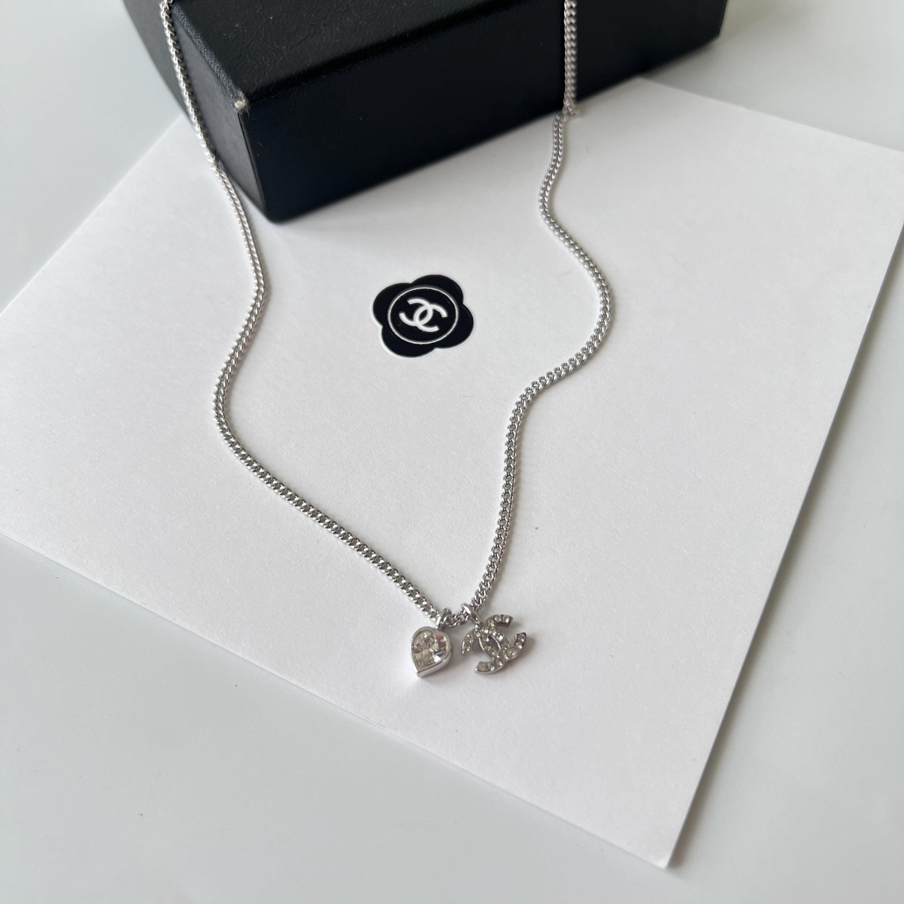♡3連ハートがかわいい♡【CHANEL】Necklace CHANEL Logo Pendant and Mini Heart Necklace Silver - Etsy