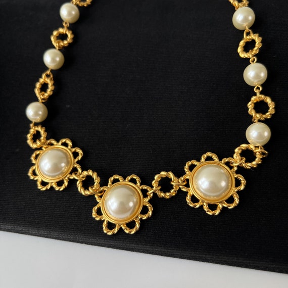 MOSCHINO BIJOUX Vintage Faux Pearl link Choker Ne… - image 3