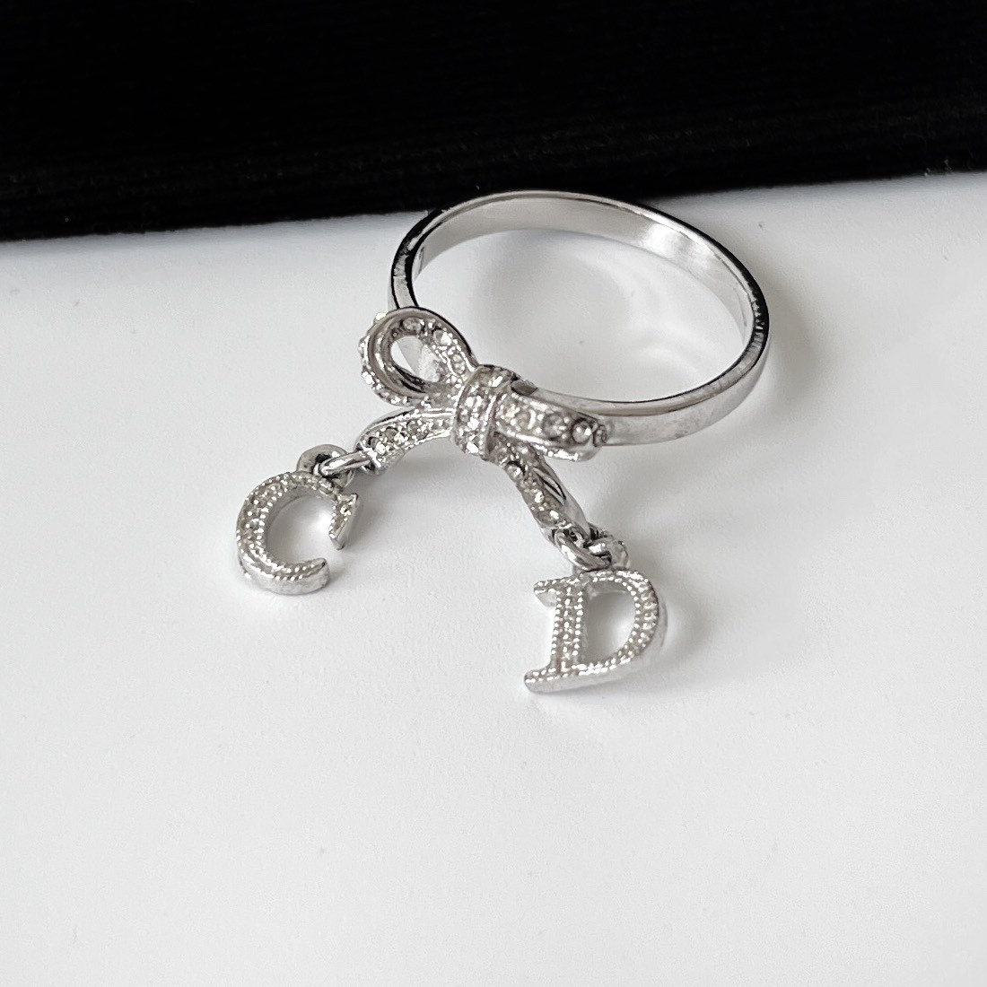Vintage dior ring discount