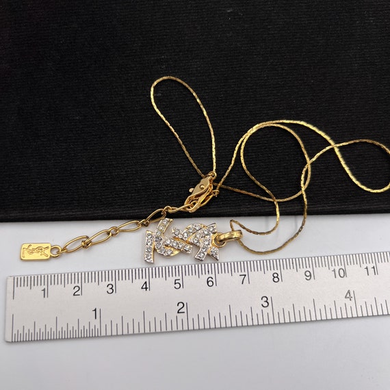 YSL ゴールドメッキ ロゴネックレス YSL ヴィンテージ ゴールドメッキ YSL ロゴ クリスタル
