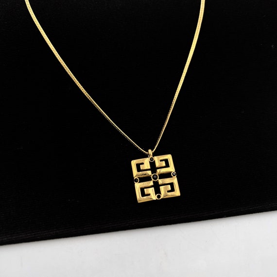 GIVENCHY Vintage Gold Plated Pendant Necklace Etsy Canada