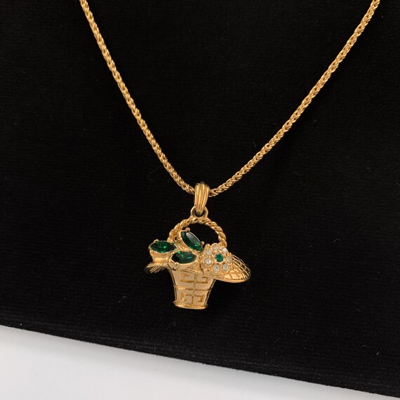 GIVENCHY Vintage Bouquet Crystal Pendant Necklace