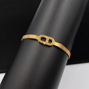 アクセサリー Dior Vintage CD Logo gold bracelet Dior Bracelet CD Logo Gold Metal Used Accessory Ladies Women