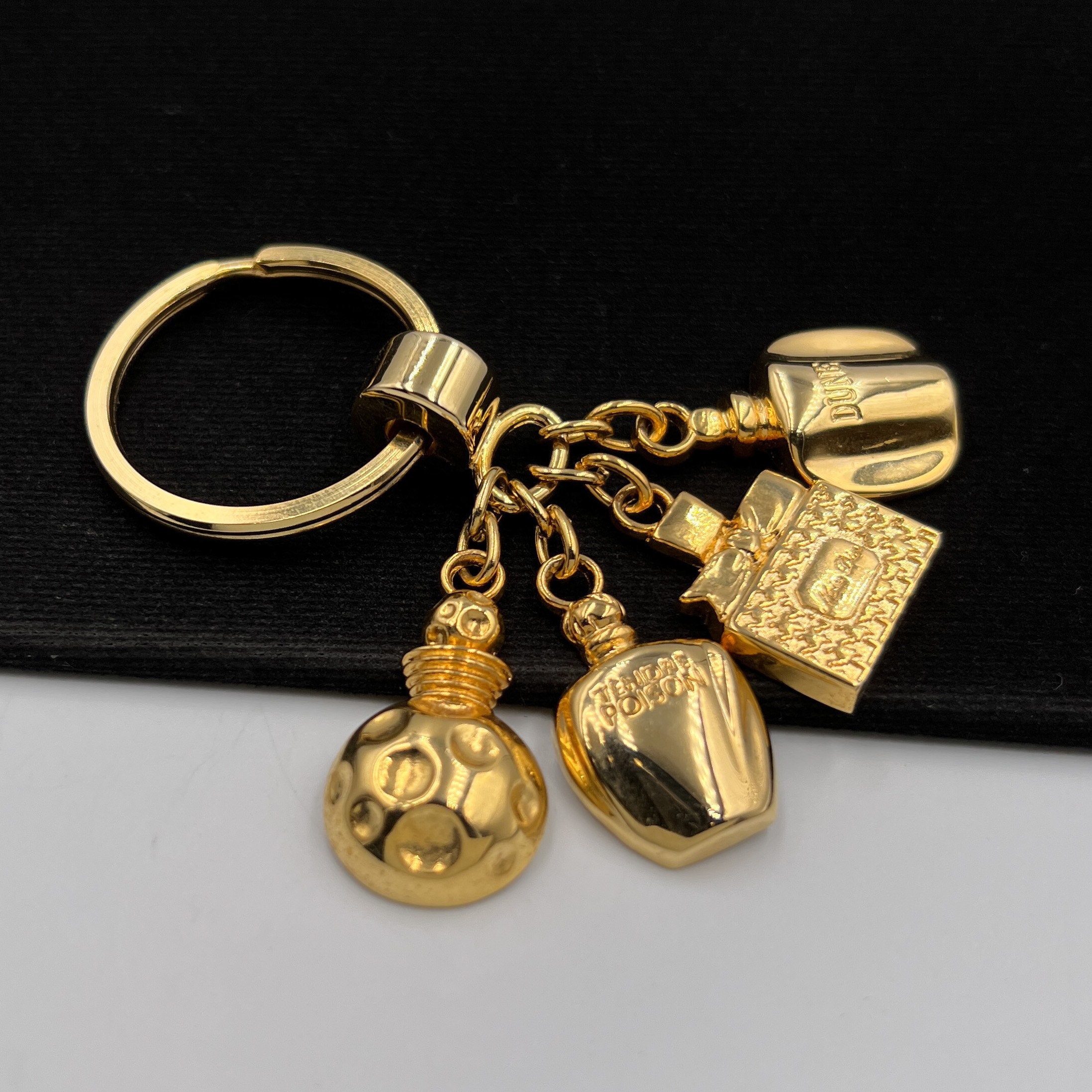 Louis Vuitton keychain : 1890 , Dior Sauvage perfume : 950