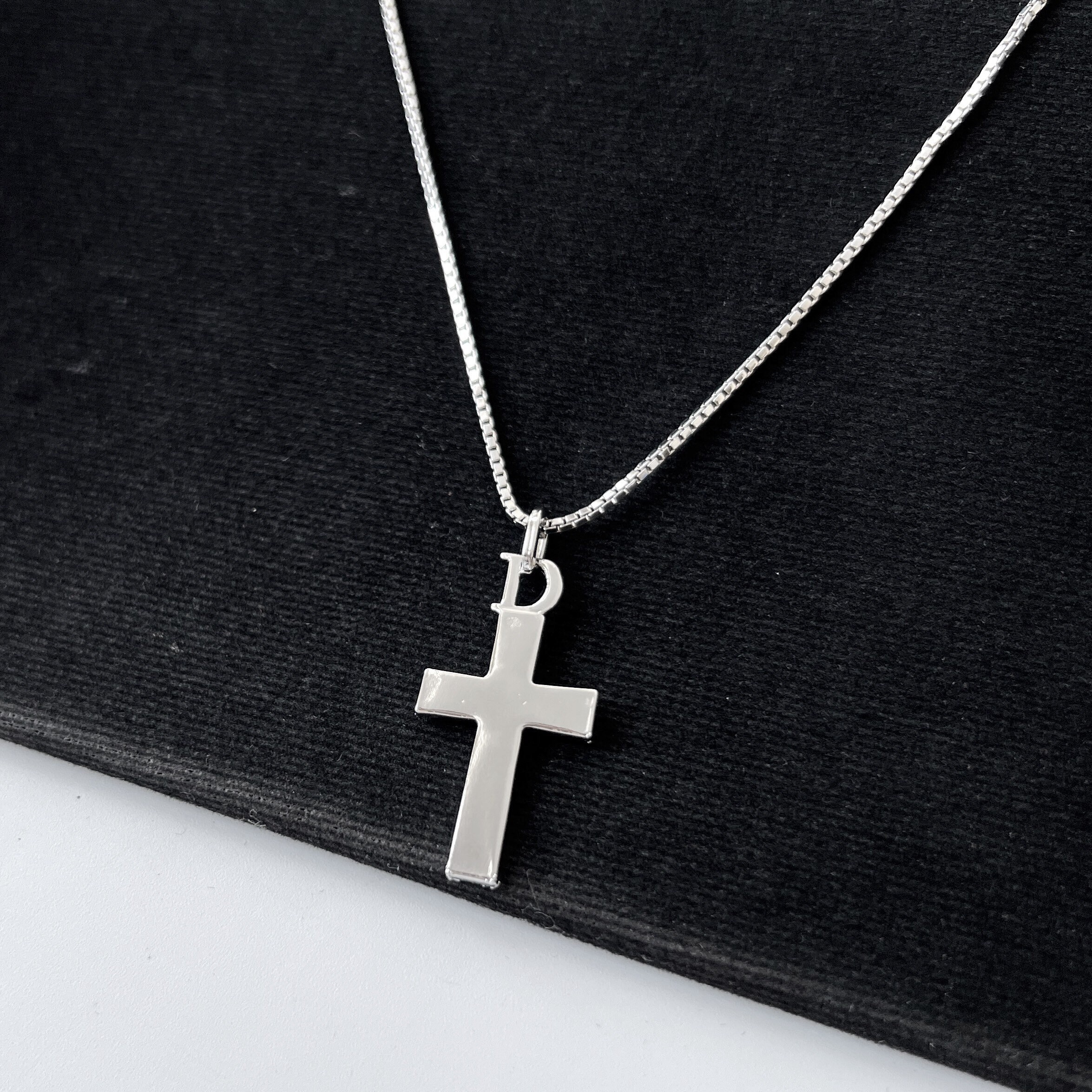 Dior on sale cross necklace