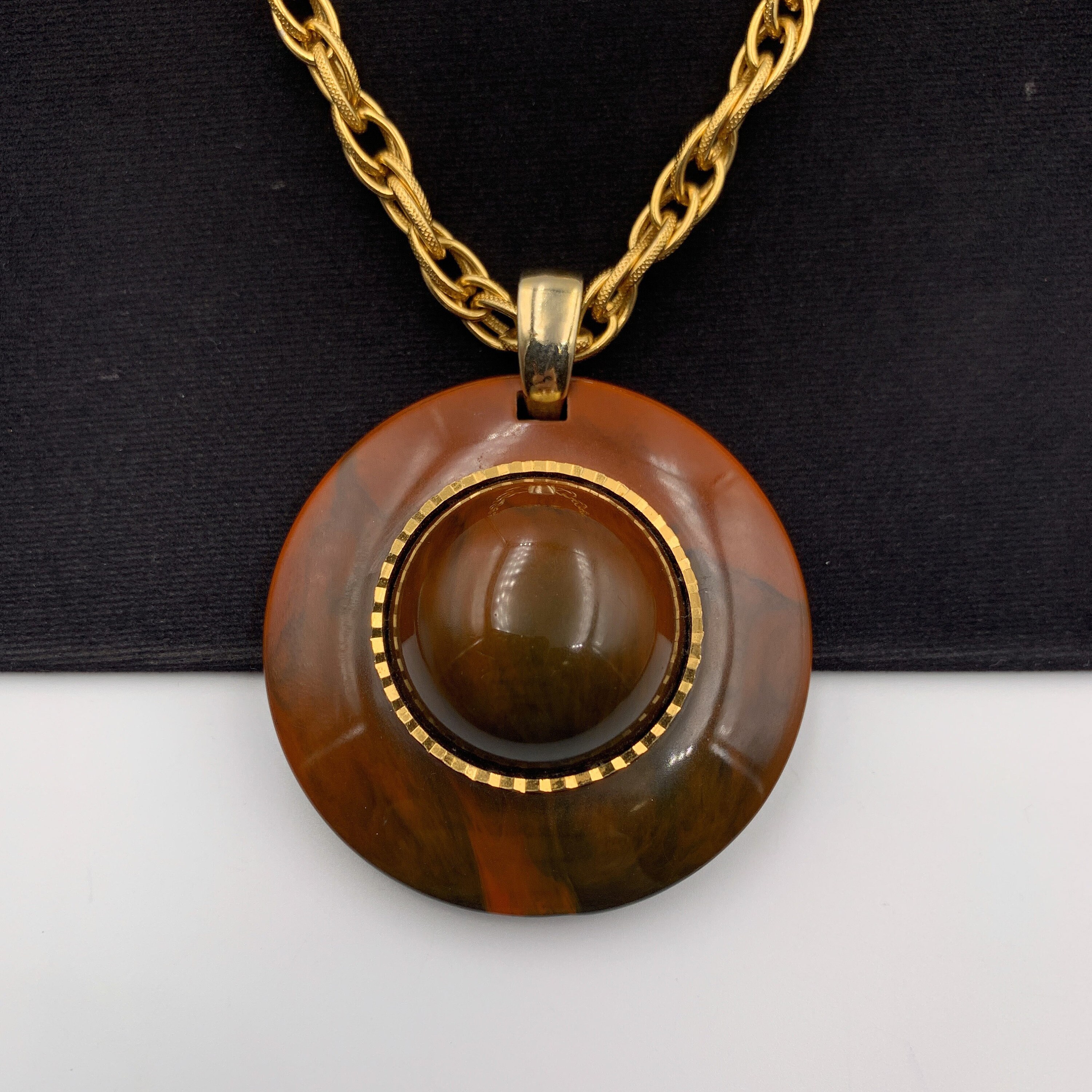 Collier Ras Du Cou Lanvin Germany En Alliage Doré émaillé - Motif Fleur - Occasion Très Bon état
