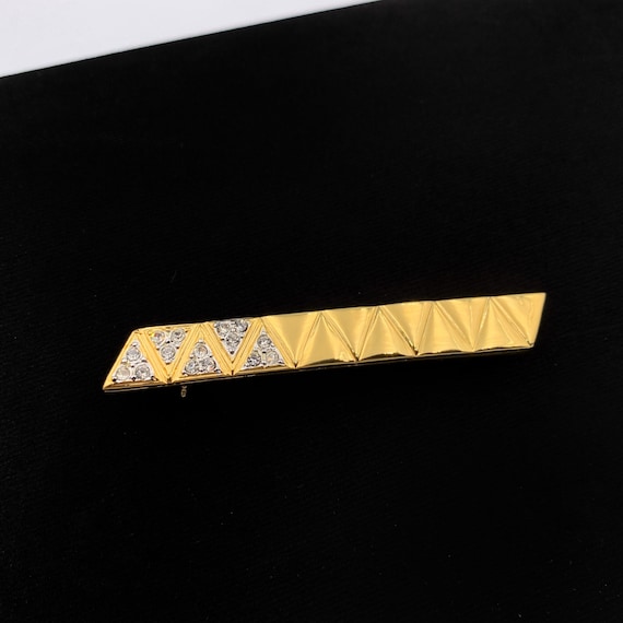 YSL ゴールド ロゴブローチ クリスタル Saint Laurent ゴールドブローチ クリスタル 紀子 イヴ・サンローラン