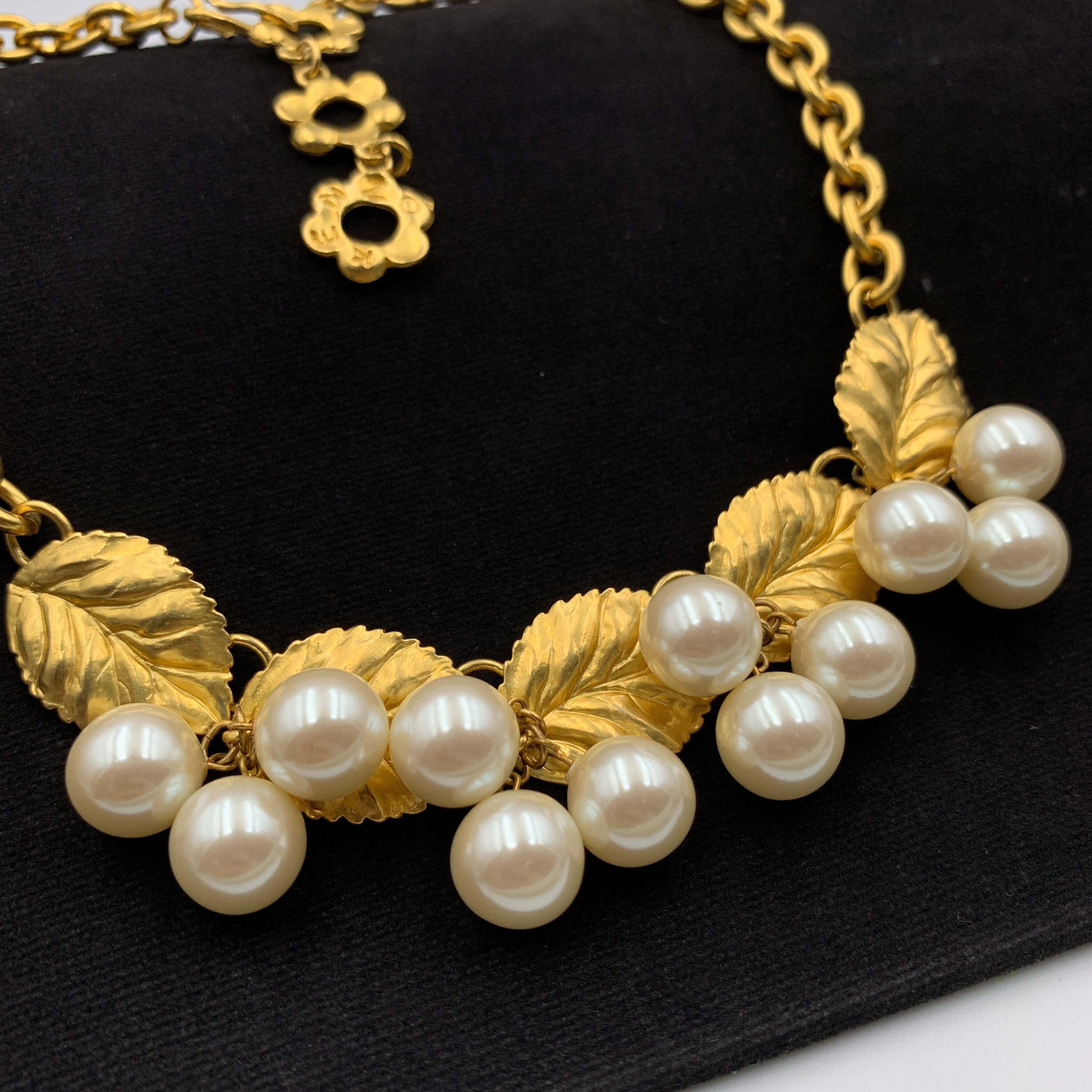 KENZO Vintage Leaf With Faux Pearl Necklace - Etsy