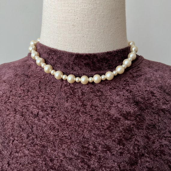SONIA RYKIEL Vintage Faux Pearl Choker Necklace - image 10
