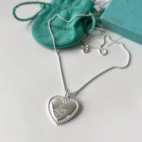 【Tiffany&Co】☆人気☆Tiffany Small Love Pendant Return to Tiffany® Sterling Silver Love Heart Pendant