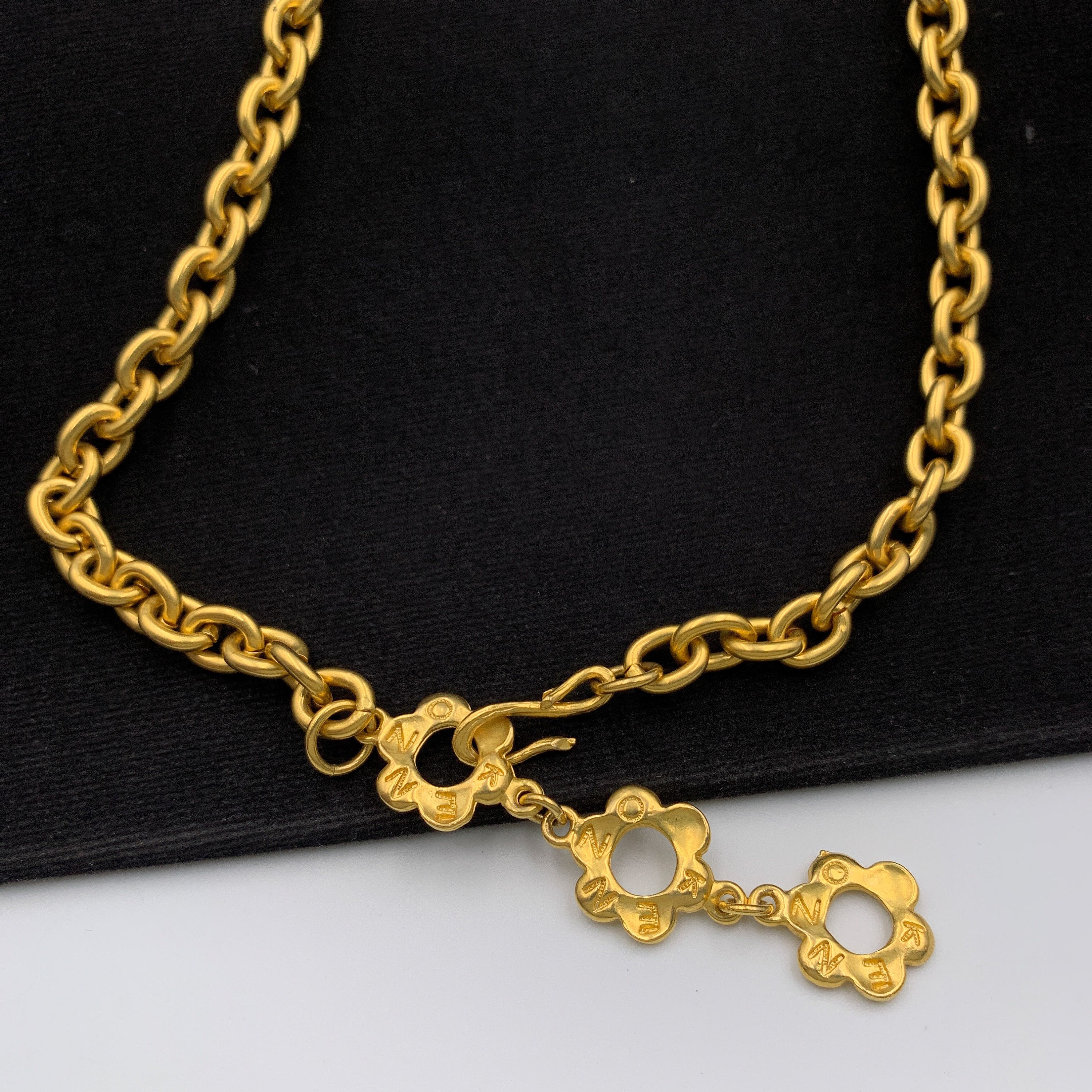 Kenzo 30 off necklace hot sale