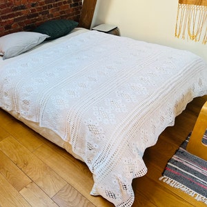 Colcha grande de ganchillo (+/- 200 x 200cm), hecha a mano, rara vez utilizada (!! pero: ver descripción !!), algodón blanco