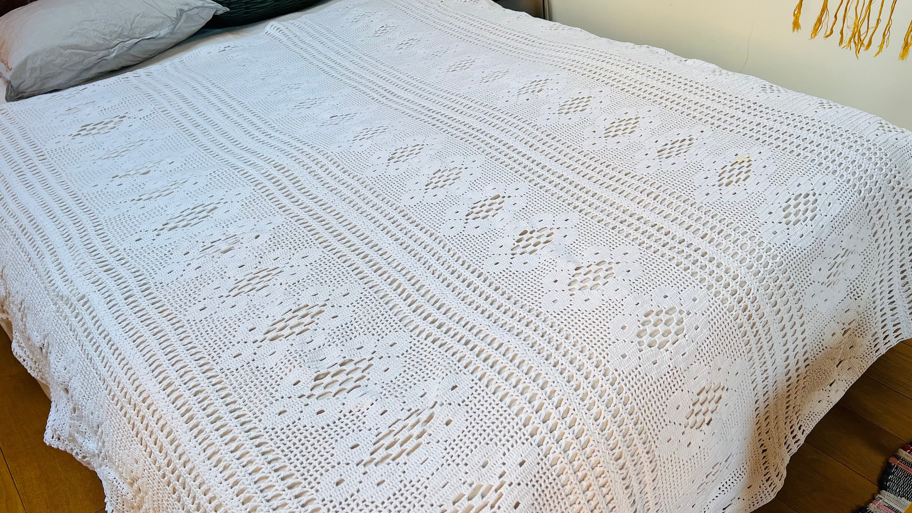 COUVRE LIT FAIT Main Au Crochet EUR 30,00 - FR COUVRE LIT FAIT Main Au Crochet EUR 30,00 - FR