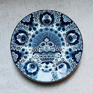 Maastrichts aardewerk wandbord, pauwenbord, pauw, Societé Céramique ‘Haarlem’, Holland. 1920-1950, perfecte staat