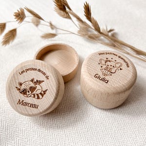 Personalized wooden tooth box, baby teeth keepsake with engraved first name, animal motif, child birth gift